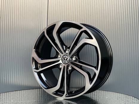 Fellne 18 Coll Audi Vw GTI 2025 