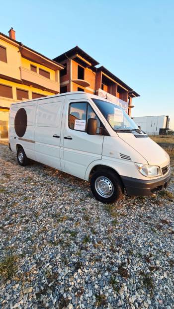 Shitet Mercedes sprinter 313 CDi RKS