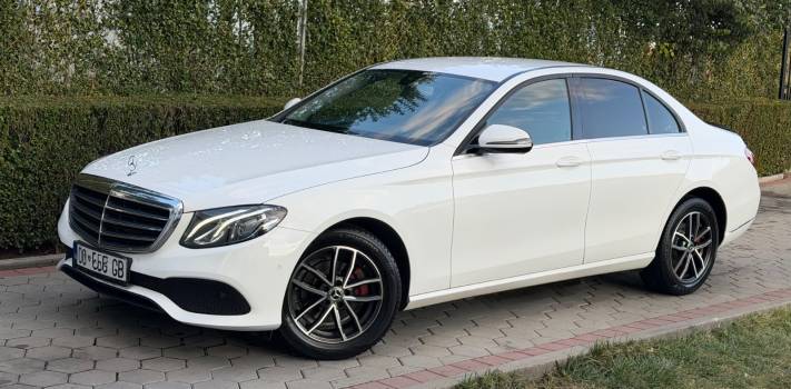 Mercedes E220 Cdi 2018 Full Rks
