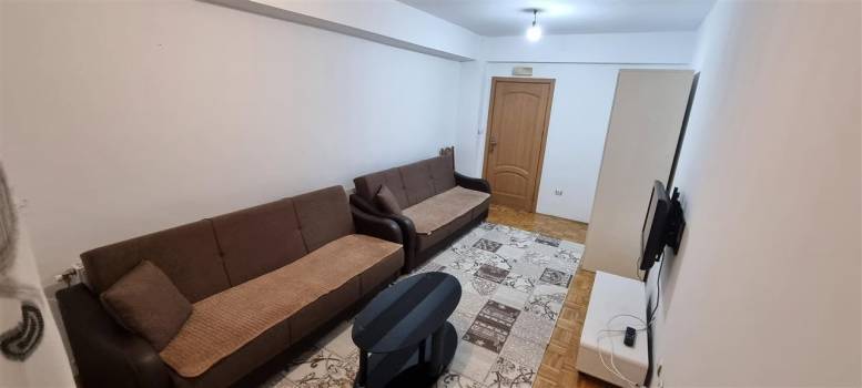 Banesë (Gasonjere) me qira në Qendër