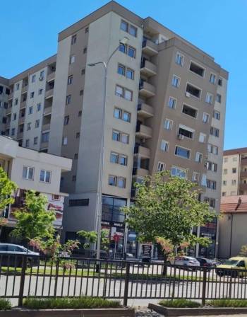 Banesë në shitje në Fushë Kosovë